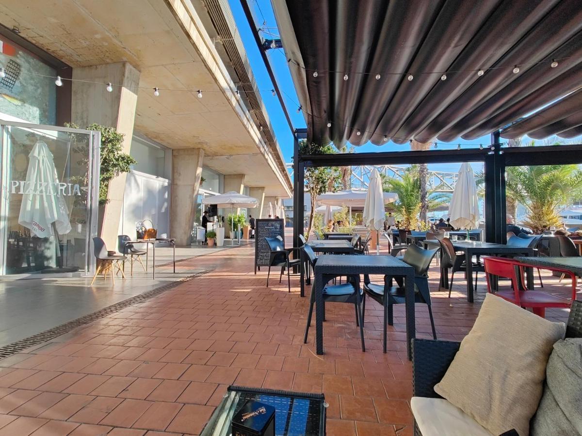 Voyager Otel Sant Adria de Besos Dış mekan fotoğraf