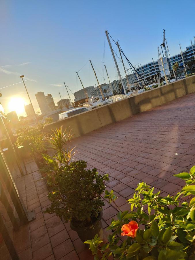 Voyager Otel Sant Adria de Besos Dış mekan fotoğraf