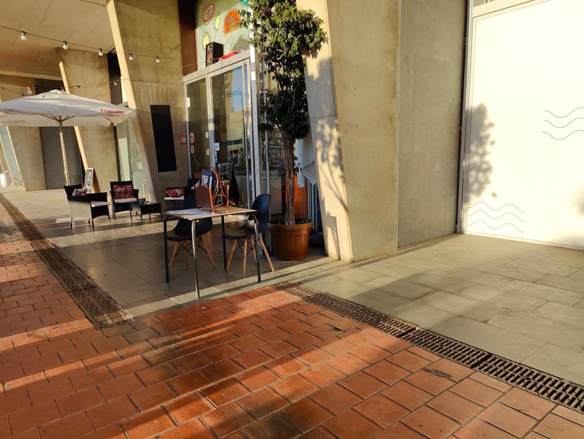 Voyager Otel Sant Adria de Besos Dış mekan fotoğraf